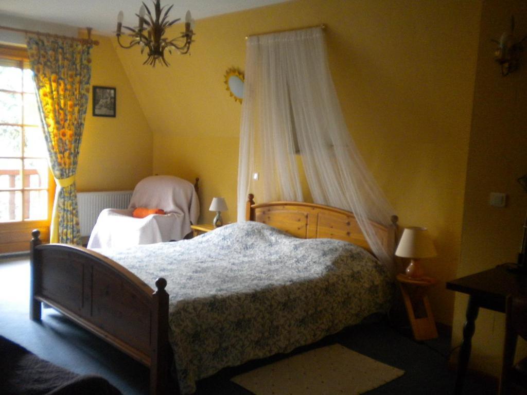 Le Cedre Bleu Bed & Breakfast Dainville Exterior photo